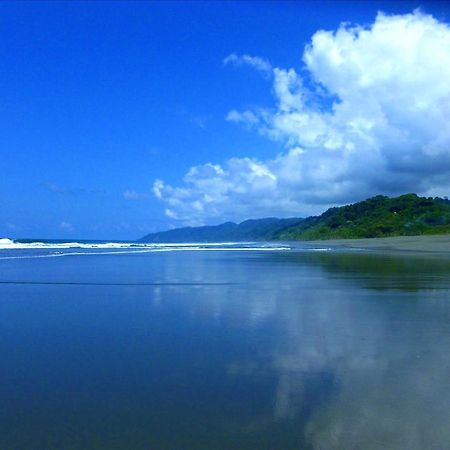 Lagunavista Villas Carate Luaran gambar
