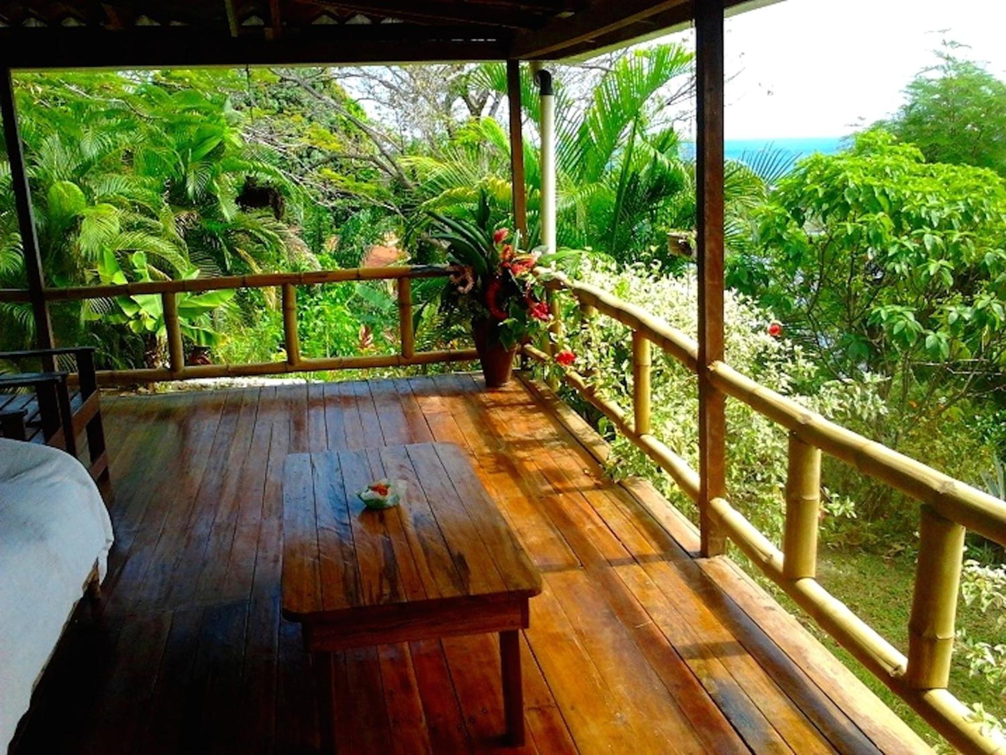 Lagunavista Villas Carate Luaran gambar