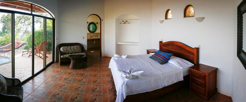 Lagunavista Villas Carate Luaran gambar