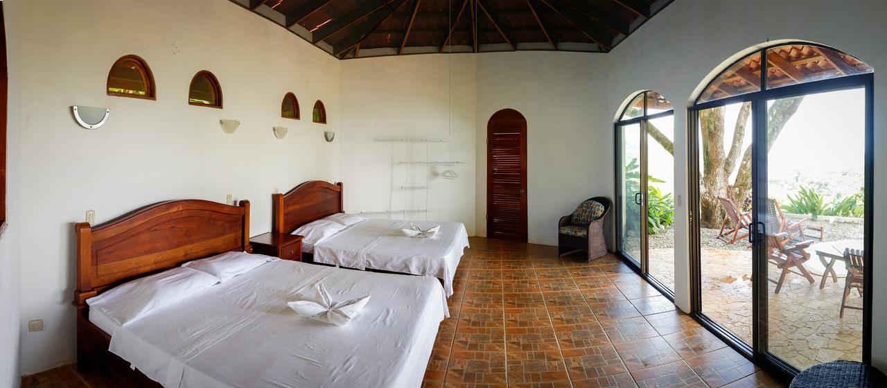 Lagunavista Villas Carate Luaran gambar